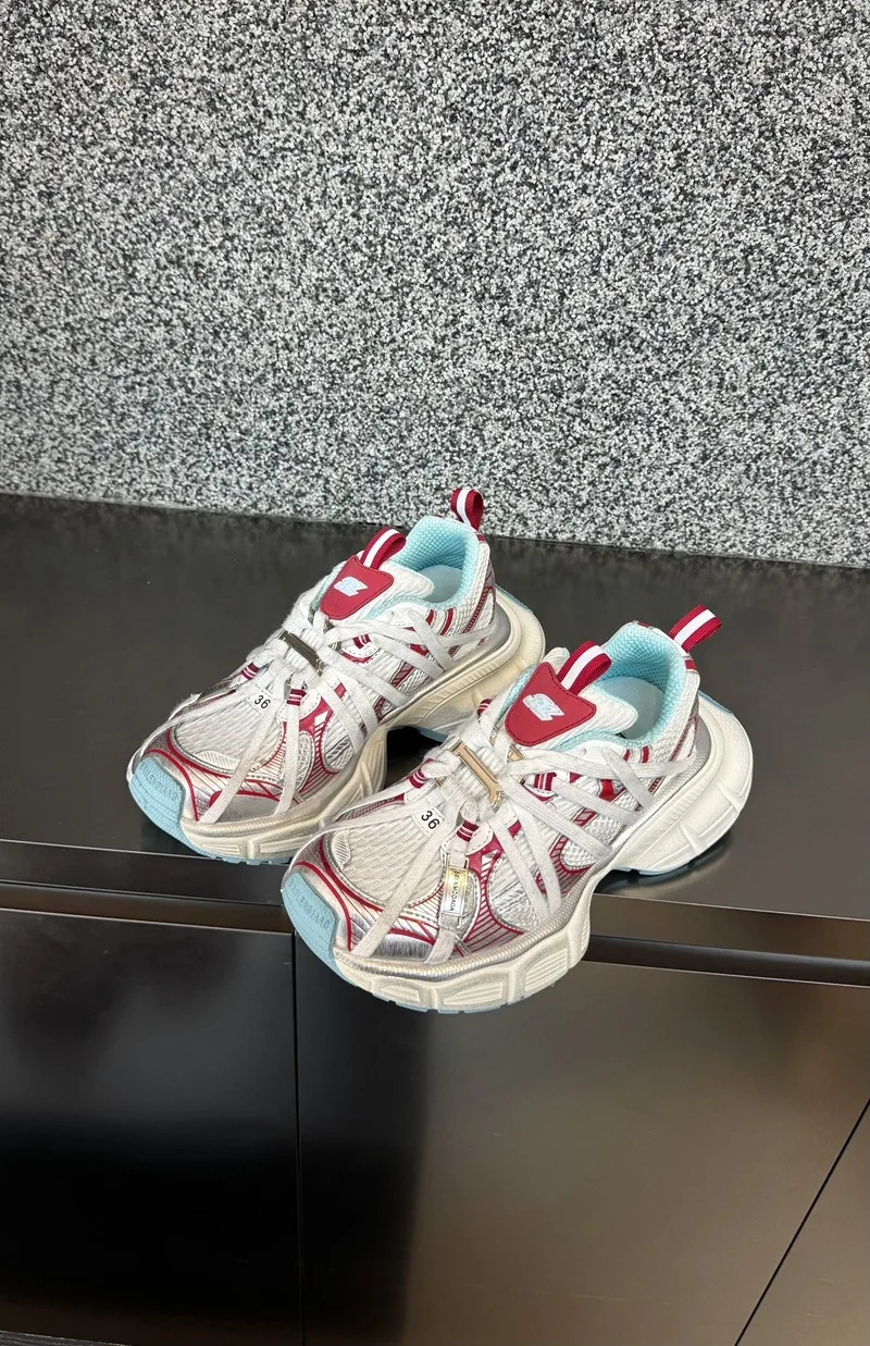 2026 Ins Super Fire Strap Small Flytail Breathable Casual Sneakers Metallic Platform Women's Tide Dad Shoes Men