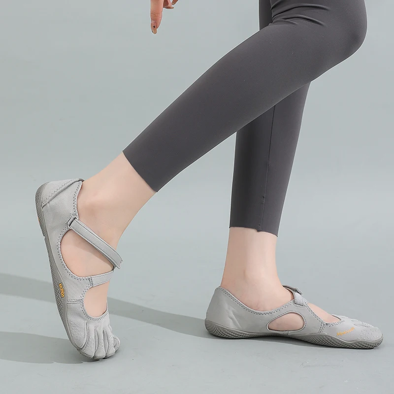 Women Five Finger Yoga Shoes Non-Slip Barefoot Training Sneakers Elastic Cross-Strap Pilates Flats Breathable Fitness Gym Dance