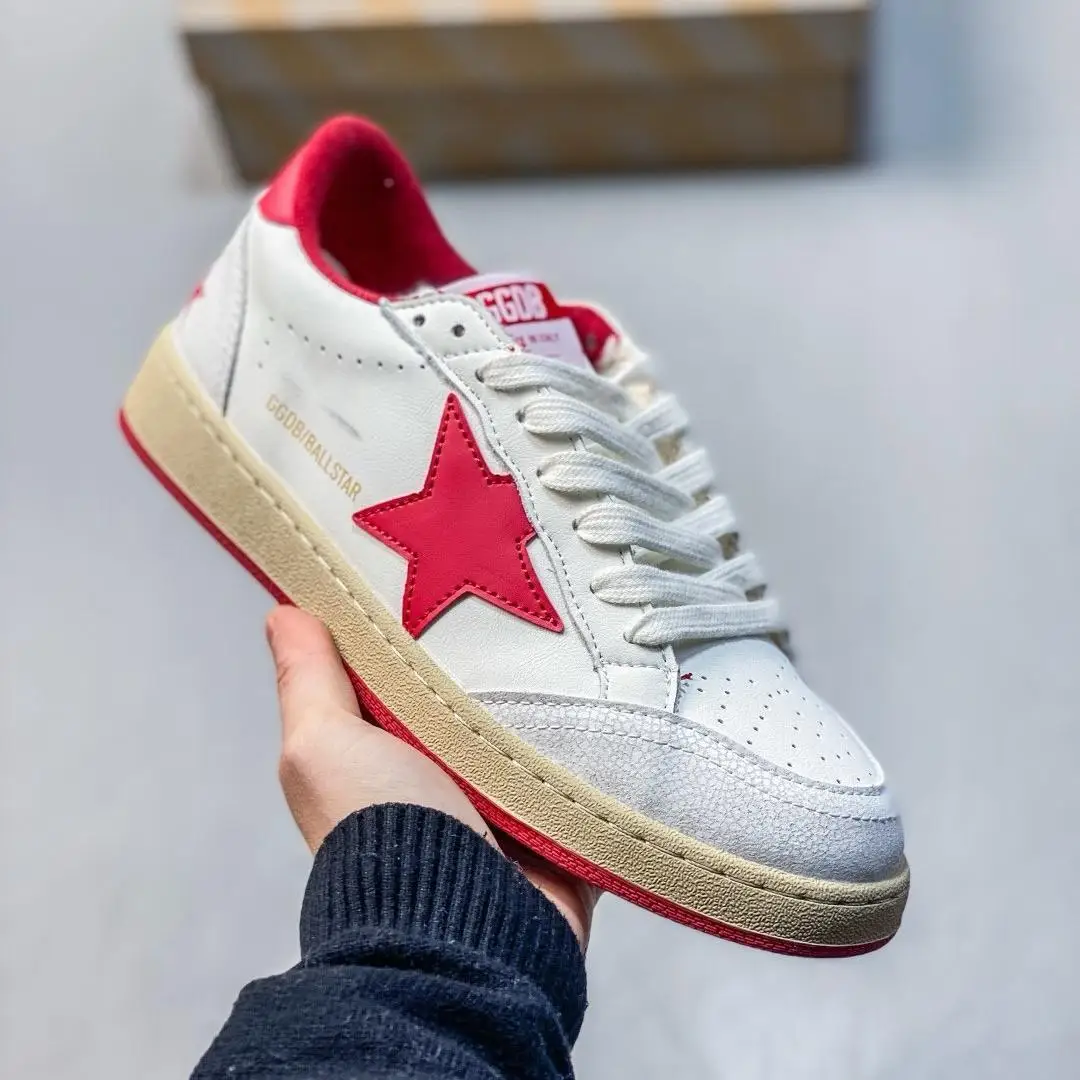 Embroidered casual dirty-style board shoes for couples, versatile everyday sport sneakers for men women, trendy trainers.
