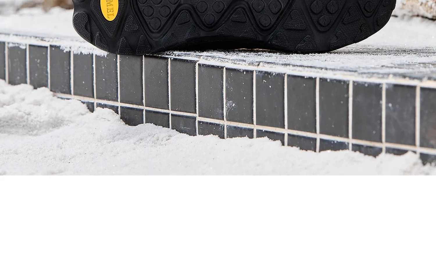 GOLDEN CAMEL Men's Winter Snow Boots Thick-Soled Non-Slip Cotton Shoes with Climb Heating Velvet Warm High-top Boot Cold Weather