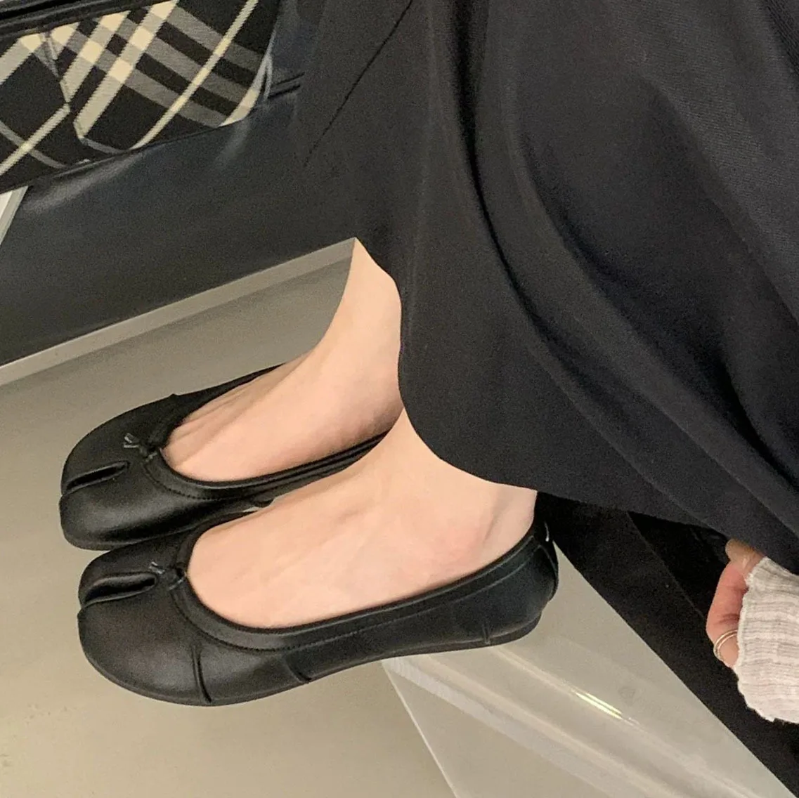 Genuine Leather Split Tabi Toe Ballet Flats Women Chinese Knot Soft Slip On Flat Walking Shoes