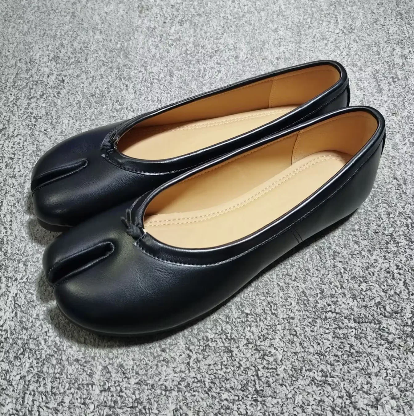 Genuine Leather Split Tabi Toe Ballet Flats Women Chinese Knot Soft Slip On Flat Walking Shoes