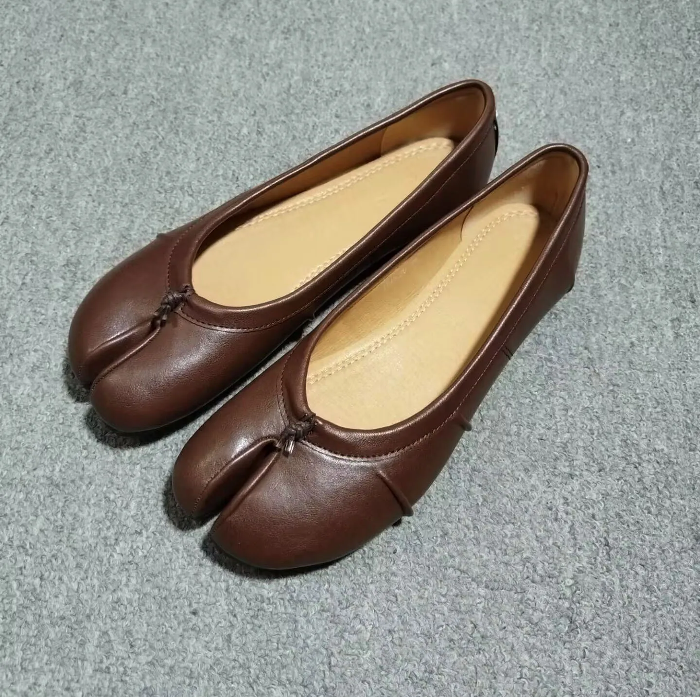 Genuine Leather Split Tabi Toe Ballet Flats Women Chinese Knot Soft Slip On Flat Walking Shoes