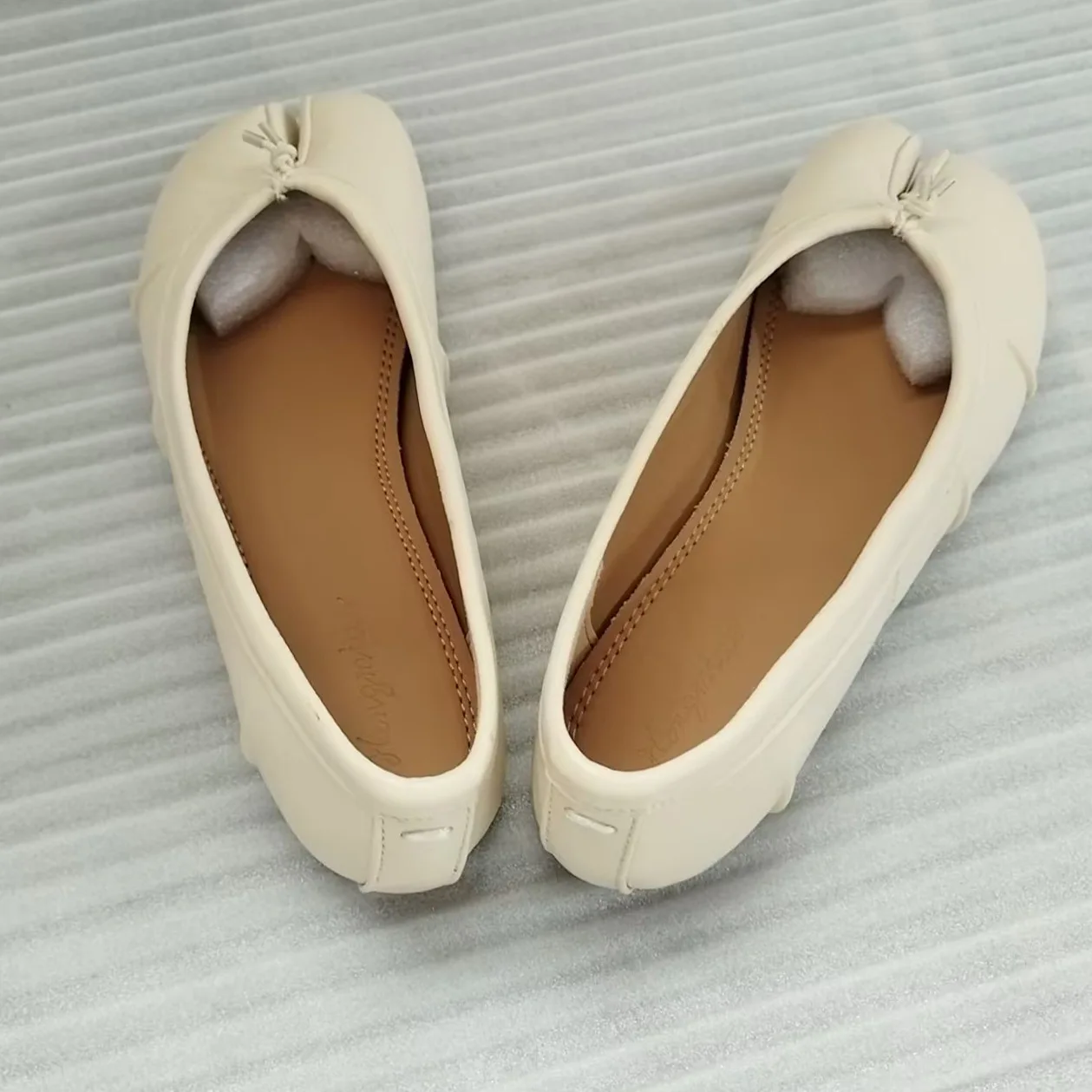 Genuine Leather Split Tabi Toe Ballet Flats Women Chinese Knot Soft Slip On Flat Walking Shoes