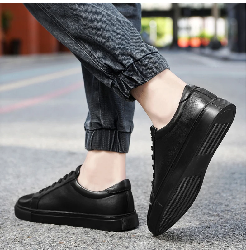 Pure Black Skateboarding Shoes Men Genuine Leather Sneakers Casual Flat Shoes Plus Big Size 48 49 50 Spring Autumn High Quality
