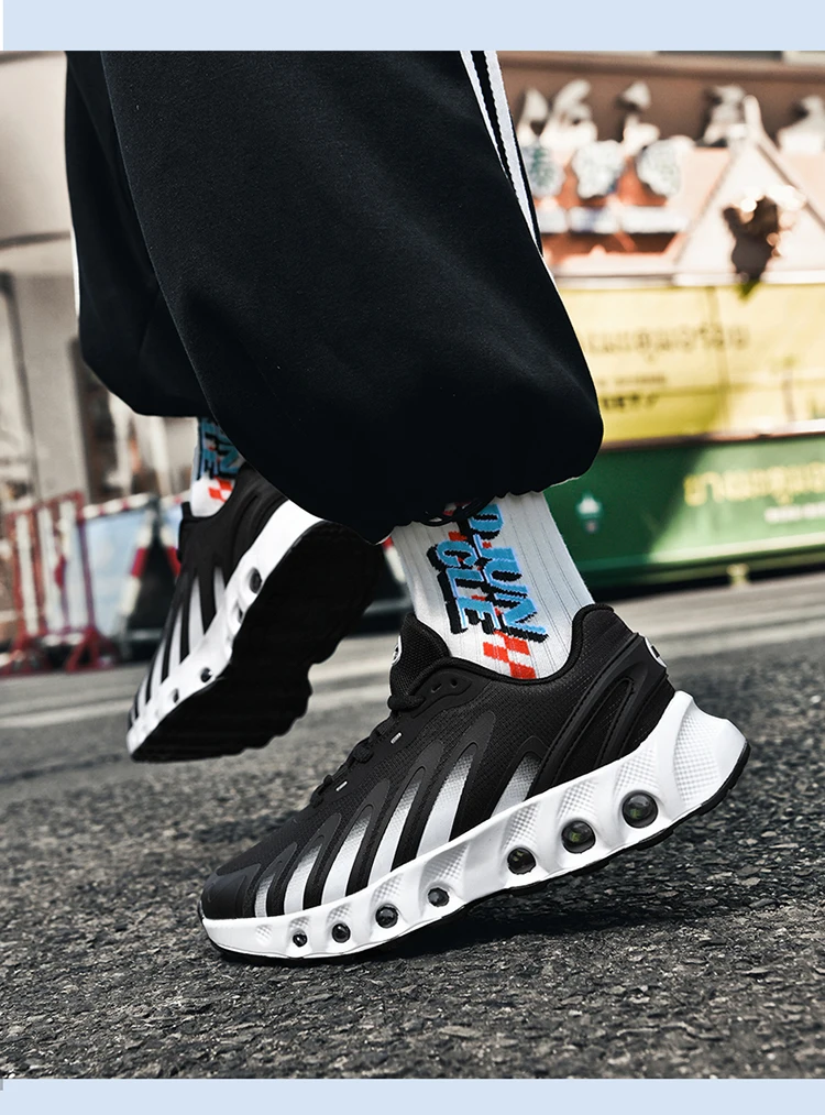 Men's Running Shoes Professional Training Lightweigt Sneakers 2025 Summer Outdoor Non-Slip Shock Absorbing Sports Tennis Shoes