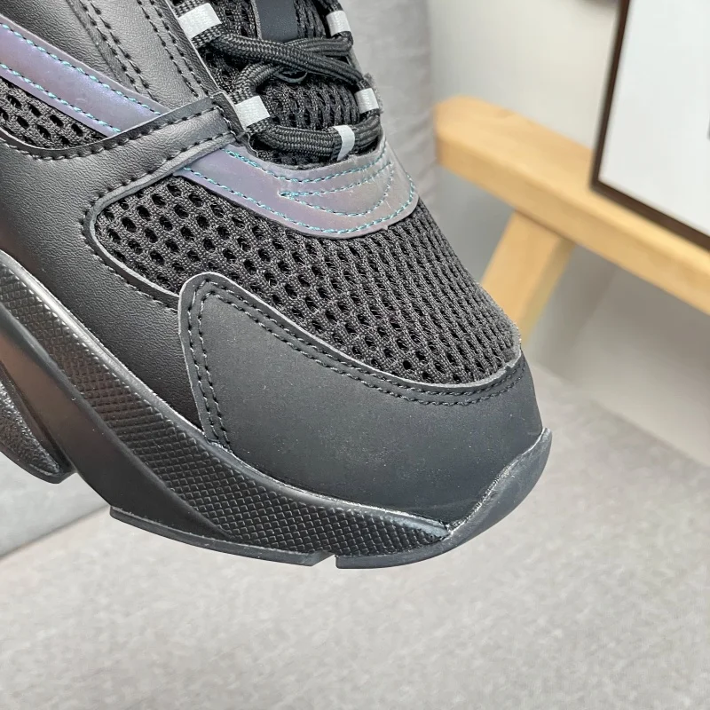 Brand Men Casual Shoes Thick Sole Breathable Fashion Sneakers Soft Male Walking Shoes DRLDX Zapatillas Hombre Luxury Mens Shoes
