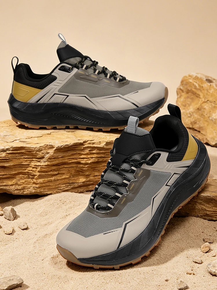 Men Sneakers Trail Running Shoes Breathable Mesh Chunky Sole Lace Up Outdoor Athletic Footwear Casual Walking Shoes