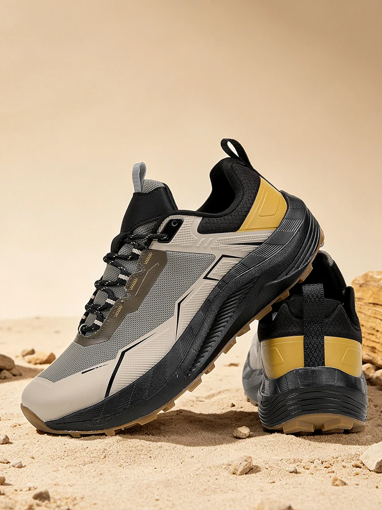 Men Sneakers Trail Running Shoes Breathable Mesh Chunky Sole Lace Up Outdoor Athletic Footwear Casual Walking Shoes