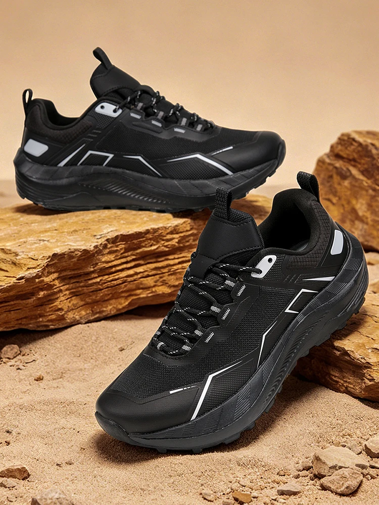 Men Sneakers Trail Running Shoes Breathable Mesh Chunky Sole Lace Up Outdoor Athletic Footwear Casual Walking Shoes