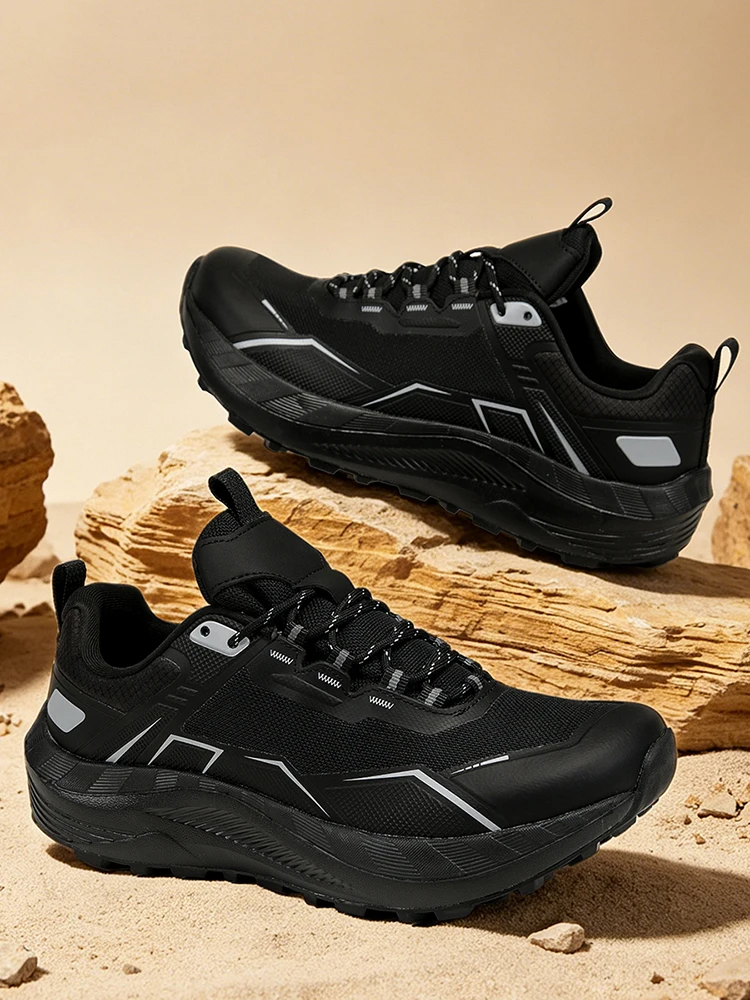 Men Sneakers Trail Running Shoes Breathable Mesh Chunky Sole Lace Up Outdoor Athletic Footwear Casual Walking Shoes