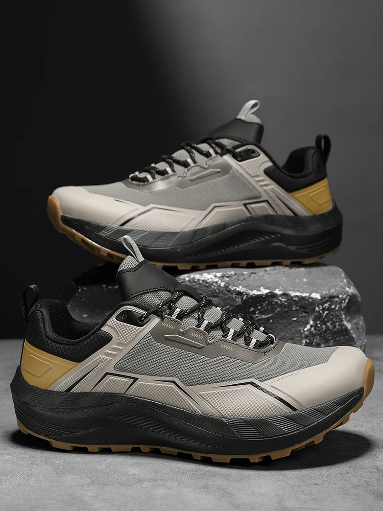 Men Sneakers Trail Running Shoes Breathable Mesh Chunky Sole Lace Up Outdoor Athletic Footwear Casual Walking Shoes