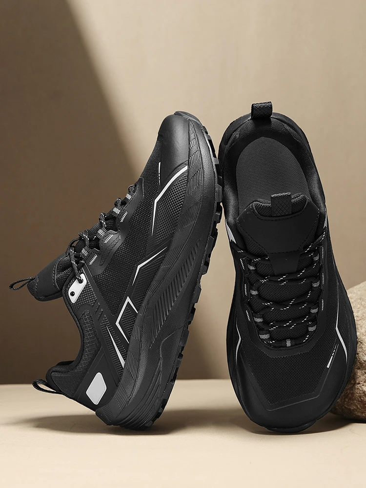 Men Sneakers Trail Running Shoes Breathable Mesh Chunky Sole Lace Up Outdoor Athletic Footwear Casual Walking Shoes