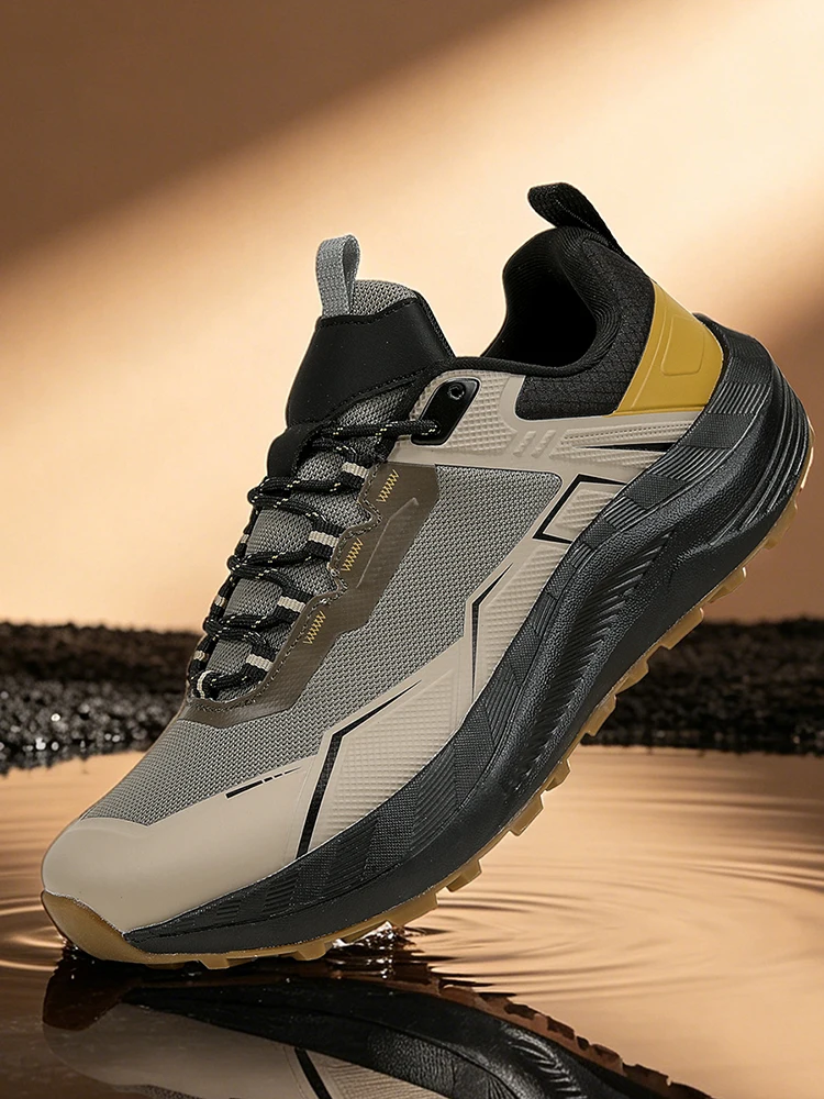 Men Sneakers Trail Running Shoes Breathable Mesh Chunky Sole Lace Up Outdoor Athletic Footwear Casual Walking Shoes
