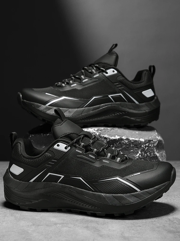 Men Sneakers Trail Running Shoes Breathable Mesh Chunky Sole Lace Up Outdoor Athletic Footwear Casual Walking Shoes