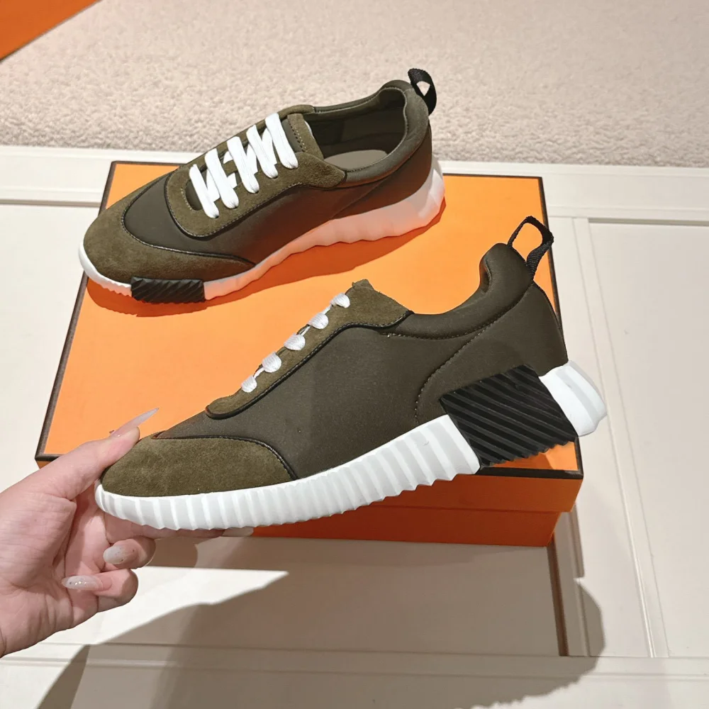 Ultra Soft Cushioned Men Sports Shoes, High Breath Mesh Running Sneakers, Flexible Comfort Outdoor Casual Footwear
