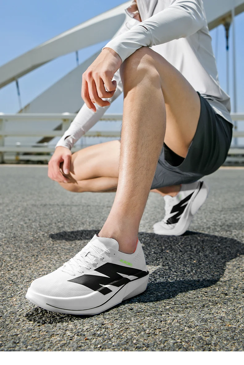 Men Carbon Plate Running Shoes Breathable Mesh Women Athletic Sneakers Cushion Sport Trainers Outdoor Marathon Jogging Footwear