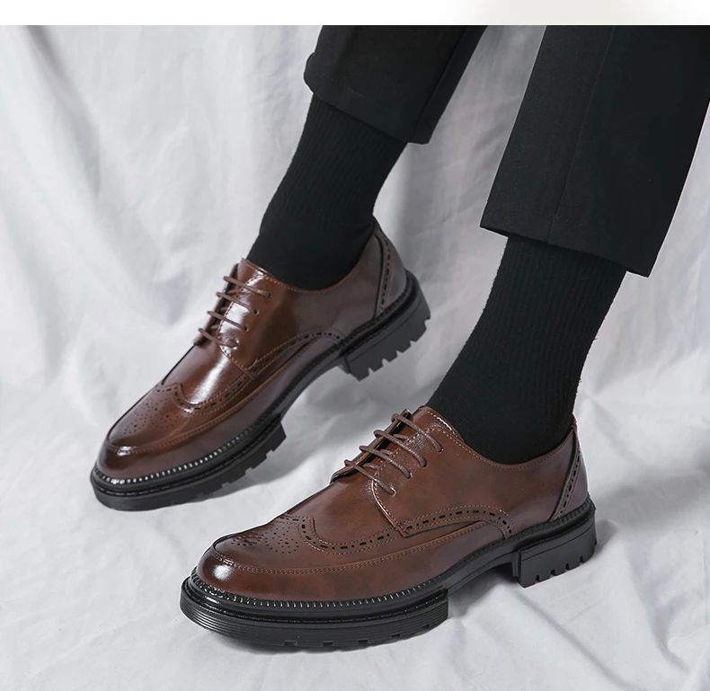 New Leather Shoes for Young Men British Brock Formal Business Increase Casual Black Wedding Groom Lace-Up Men's Shoes