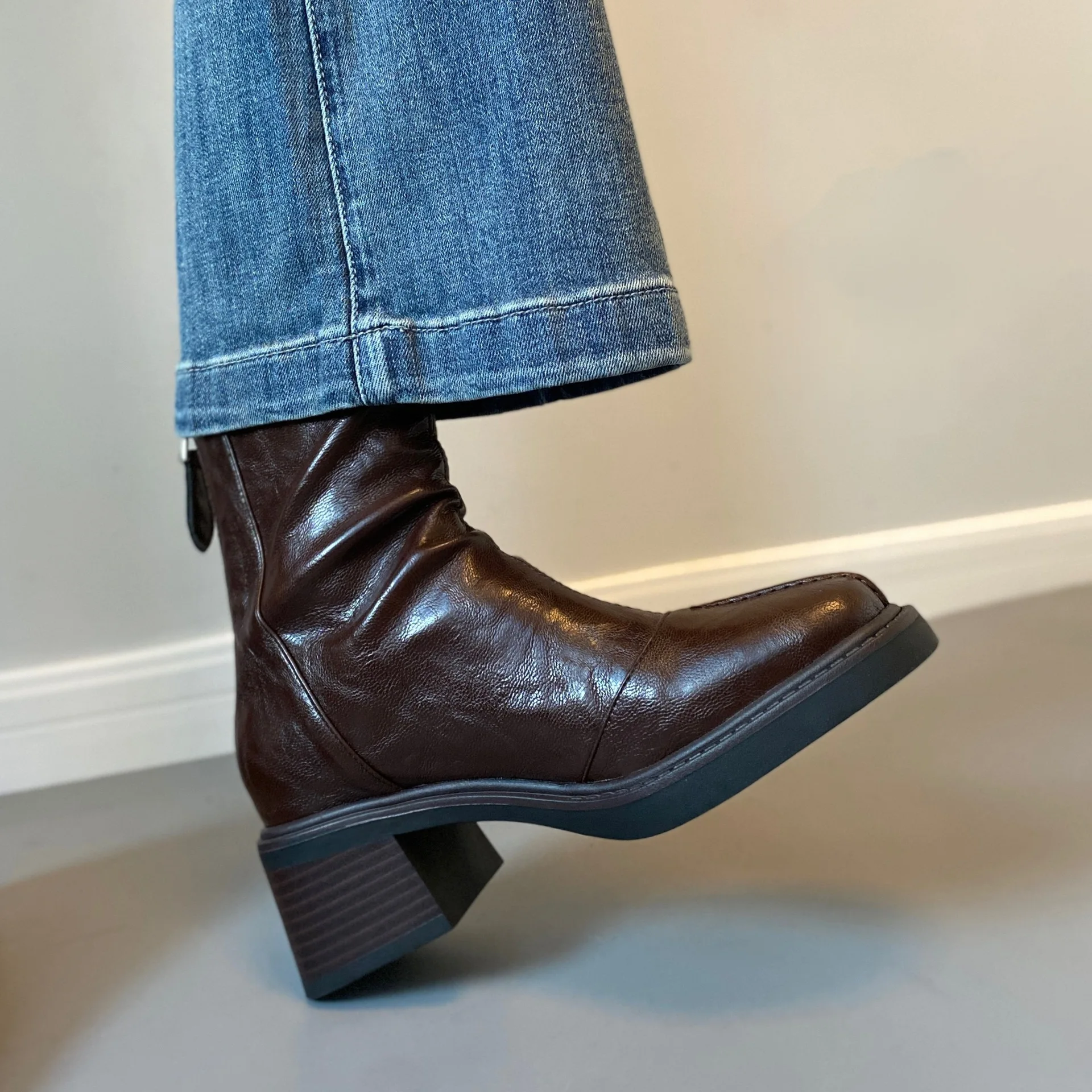 Eilyken Fashion Design Split Stitching Slim Women Ankle Boots Autumn Winter Retro Square Toe Block Heels Back Zipper Shoes