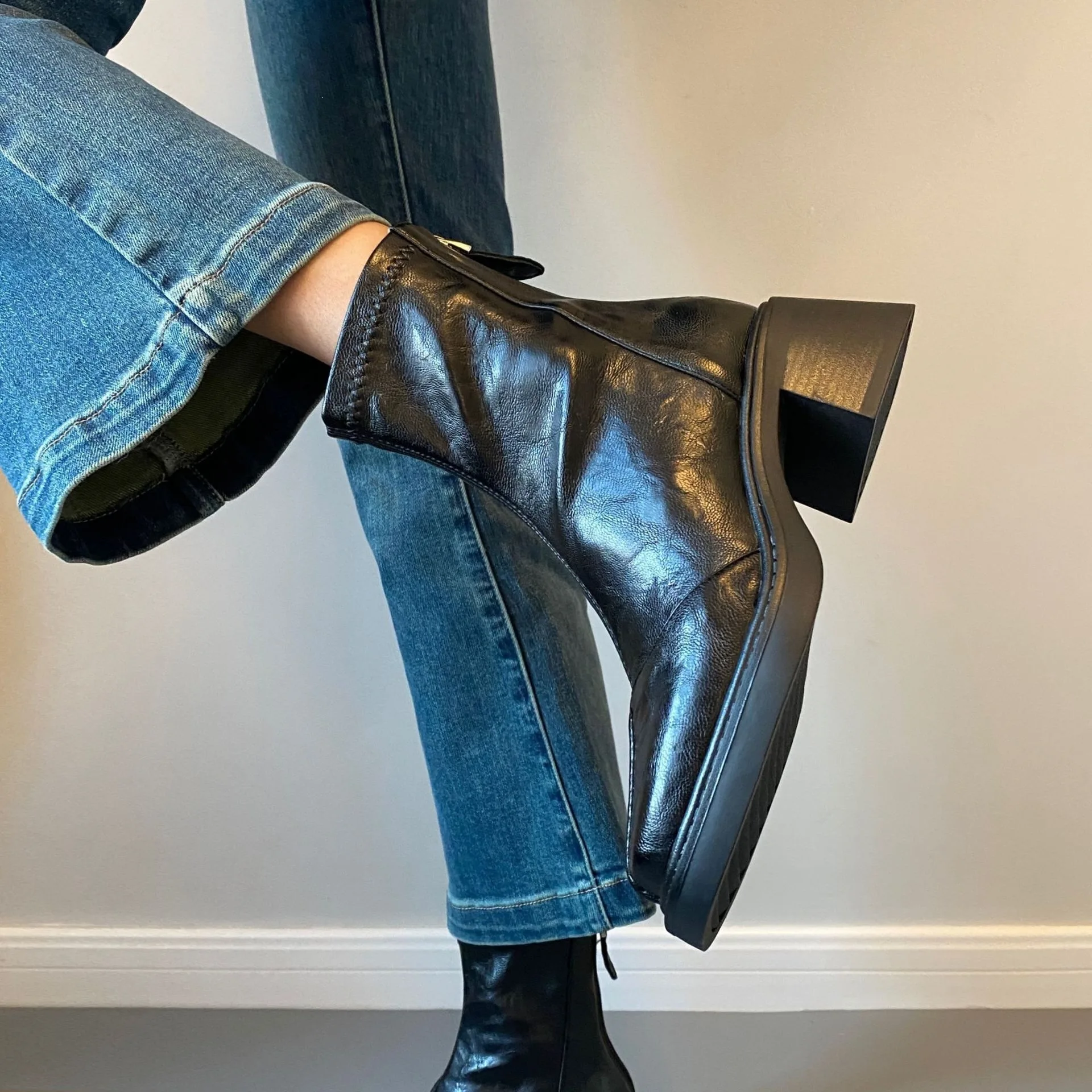 Eilyken Fashion Design Split Stitching Slim Women Ankle Boots Autumn Winter Retro Square Toe Block Heels Back Zipper Shoes