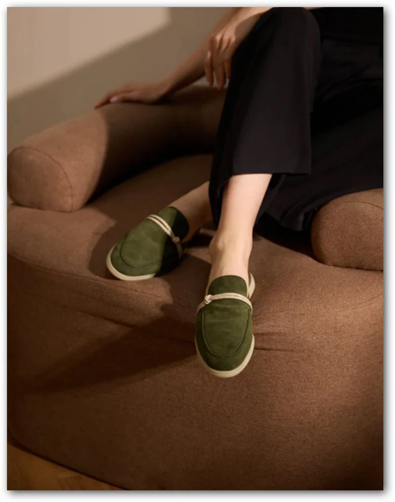 2025 new model loafers, women's Zaic leather casual slippers, designer luxury brand sandals.