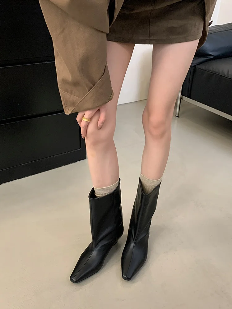 Eilyken Winter Soft Leather Pointed Toe Women Ankle Boots Designer Vintage Wedges Heel Concise Shoes Modern Ladies Botas