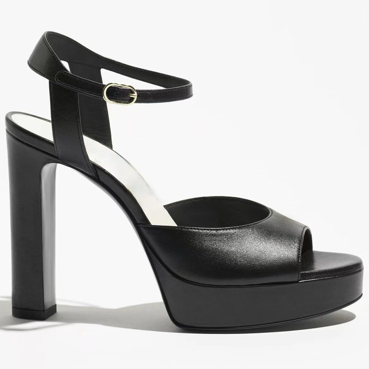 2026 Summer New Arrivals Chunky Heel Round Toe Sandals Platform Thick Sole Ankle Strap Fashion Show Dress Sandals For Women