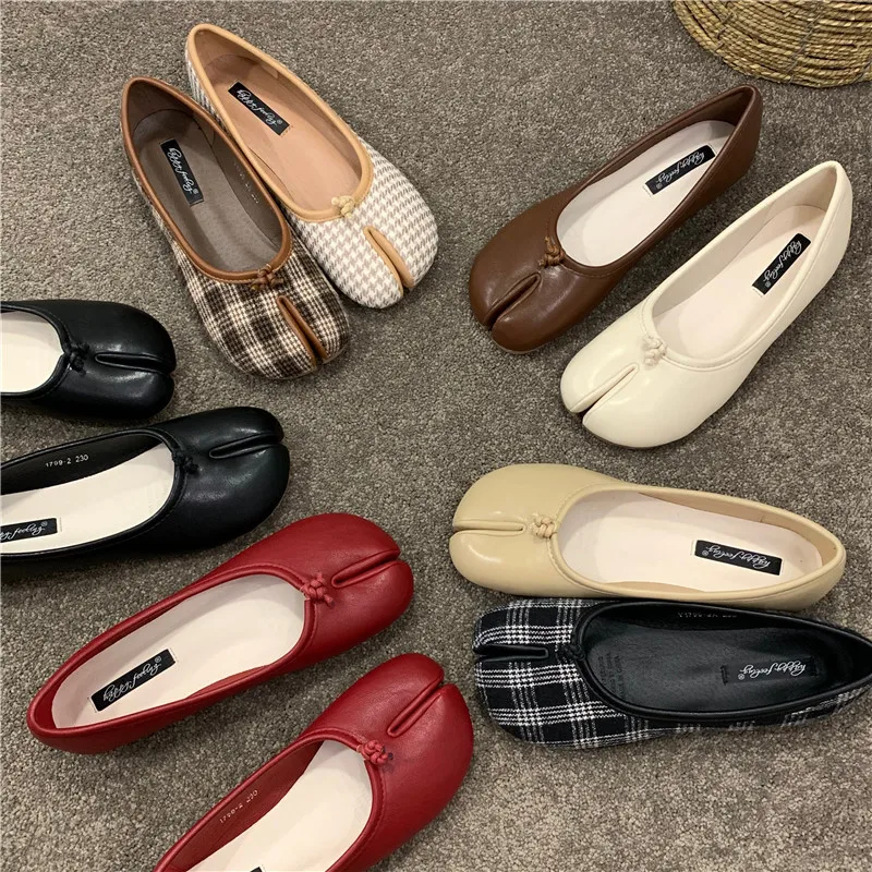 Bailamos Women Flats Tabi Ninja Shoes Woman Microfiber Leather Comfy Flats Split Toe Slippers Soft Bottom Loafers Solid Brief La