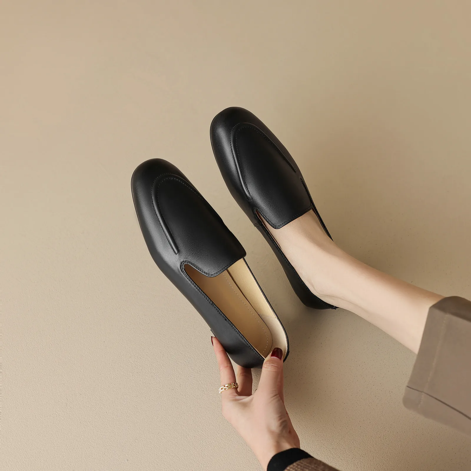 QUTAA 2025 Fashion Women Flats Shoes News Cow Leather Woman Spring Ballet Shoes Loafers Casual Round Toe Ladies Size 34-40