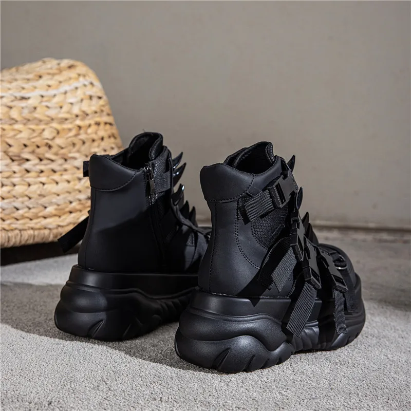 2025 New Women Genuine Leather Punk Muffin Platform Sports Retro Rivet Heavy Metal Short Boots