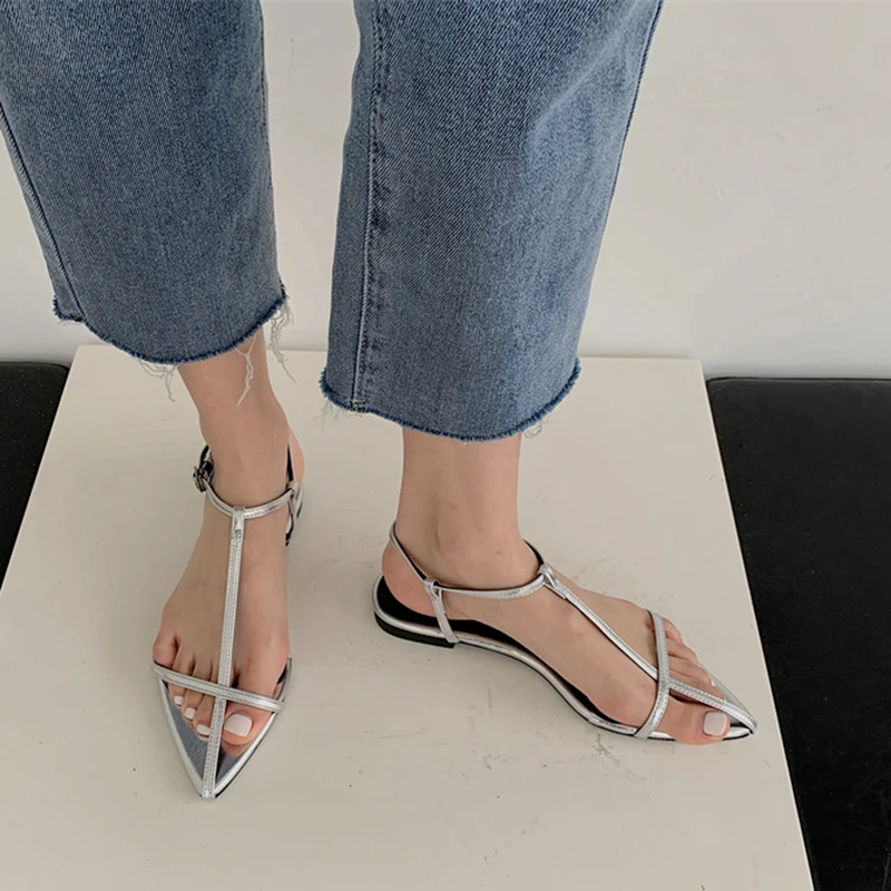 SUOJIALUN 2025 New Brand Women Sandal Fashion Narrow Band Flat Heel Ladies Gladiator Shoes Pointed Toe Ankle Buckle Zapatos Muje