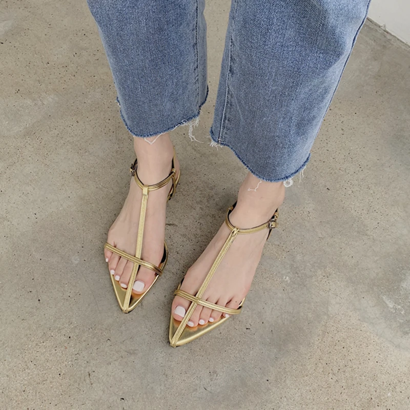 SUOJIALUN 2025 New Brand Women Sandal Fashion Narrow Band Flat Heel Ladies Gladiator Shoes Pointed Toe Ankle Buckle Zapatos Muje