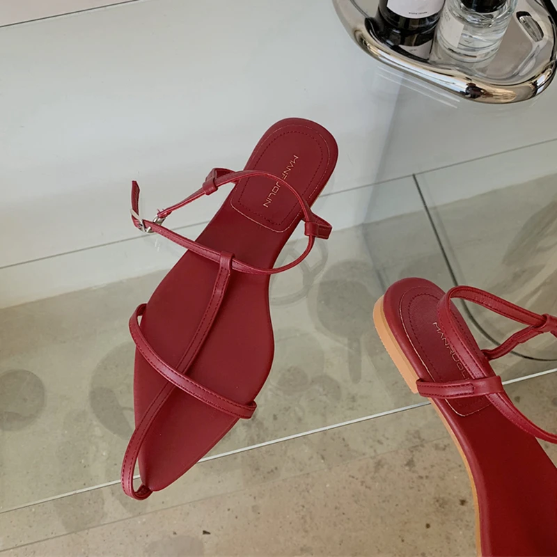 SUOJIALUN 2025 New Brand Women Sandal Fashion Narrow Band Flat Heel Ladies Gladiator Shoes Pointed Toe Ankle Buckle Zapatos Muje
