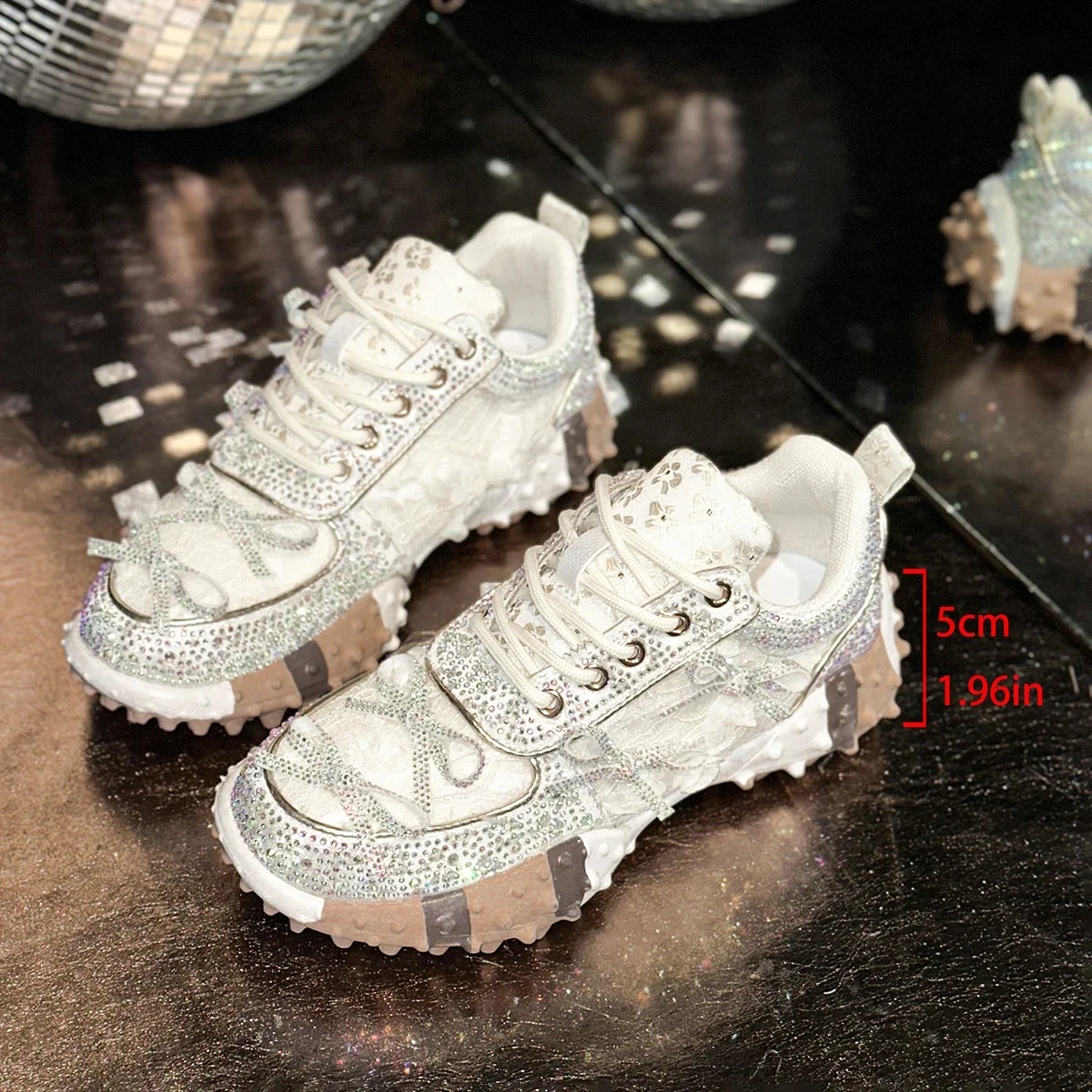 Women's Fluorescence Luxury Sneakers Thick Bottom Comfortable Ladies Outdoors Casual Walking Trainers Couple Vulcanized Shoes