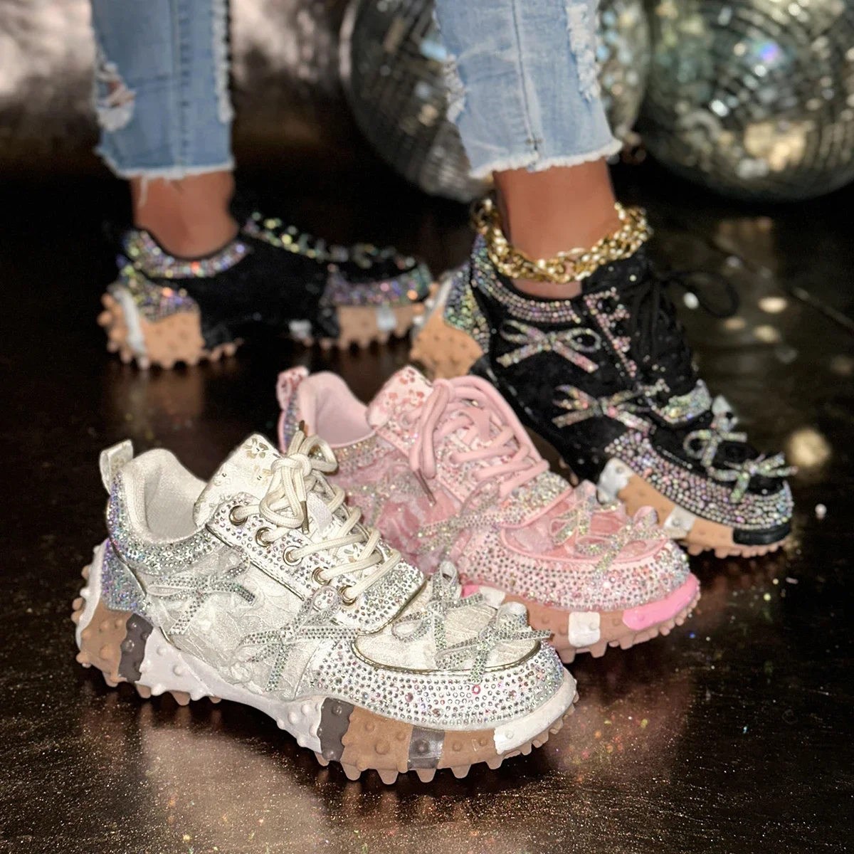 Women's Fluorescence Luxury Sneakers Thick Bottom Comfortable Ladies Outdoors Casual Walking Trainers Couple Vulcanized Shoes