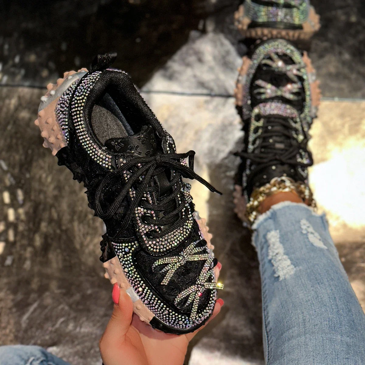Women's Fluorescence Luxury Sneakers Thick Bottom Comfortable Ladies Outdoors Casual Walking Trainers Couple Vulcanized Shoes