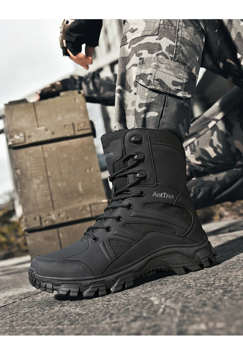 Men Outdoor Climbing Hiking Shoes Training Safety High Quality Anti-Slip Male New Army Boots Ultrallight Lace UpTactical Boots