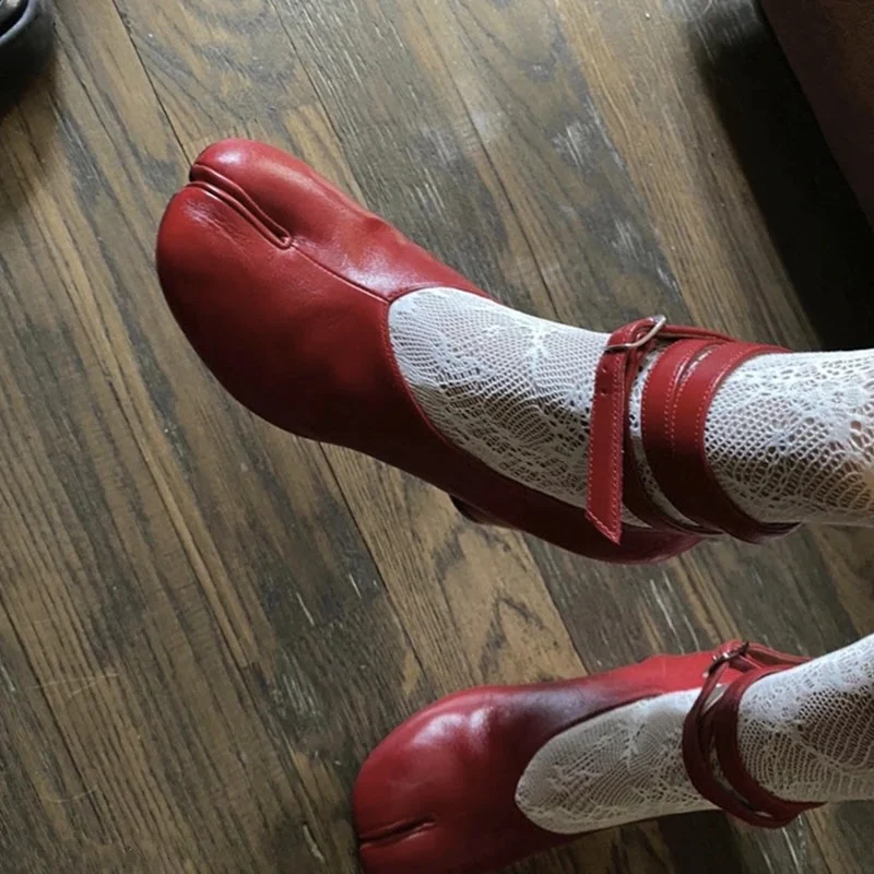 2026 Autumn Brand Design Split Toe Women Pumps Elegant Red Leather Shoes Women Chunky Round Strap Buckle High Heels Female