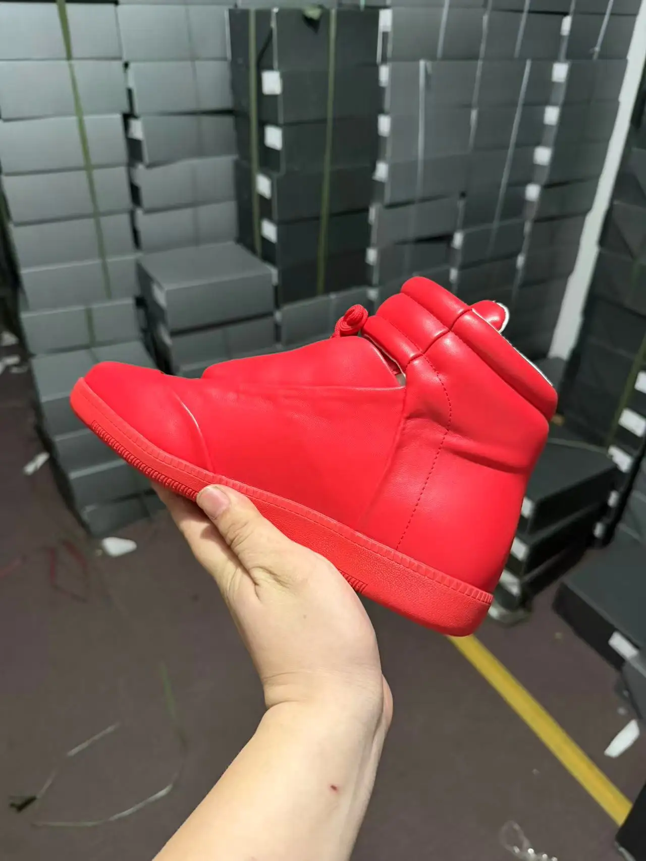 2026 Classic Versatile Leather Men's Youth Flat Casual Sports Retro New German Training Sneakers Luxury Shoes