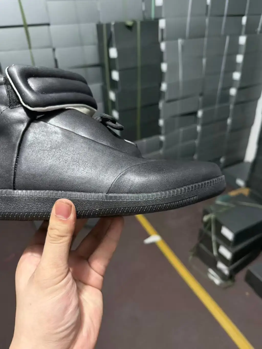 2026 Classic Versatile Leather Men's Youth Flat Casual Sports Retro New German Training Sneakers Luxury Shoes