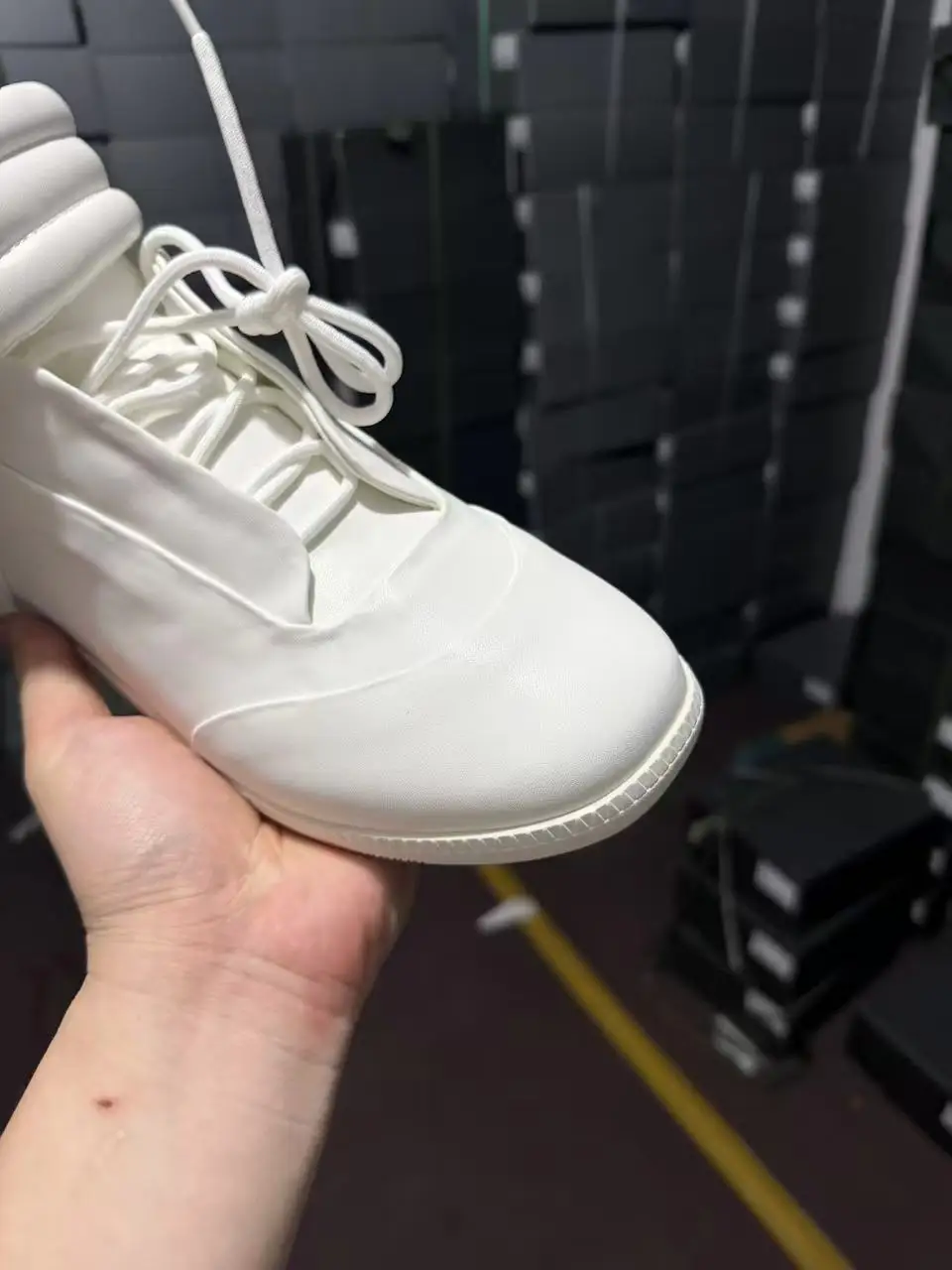 2026 Classic Versatile Leather Men's Youth Flat Casual Sports Retro New German Training Sneakers Luxury Shoes