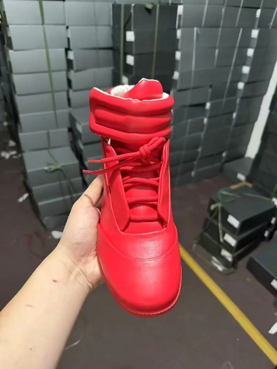 2026 Classic Versatile Leather Men's Youth Flat Casual Sports Retro New German Training Sneakers Luxury Shoes