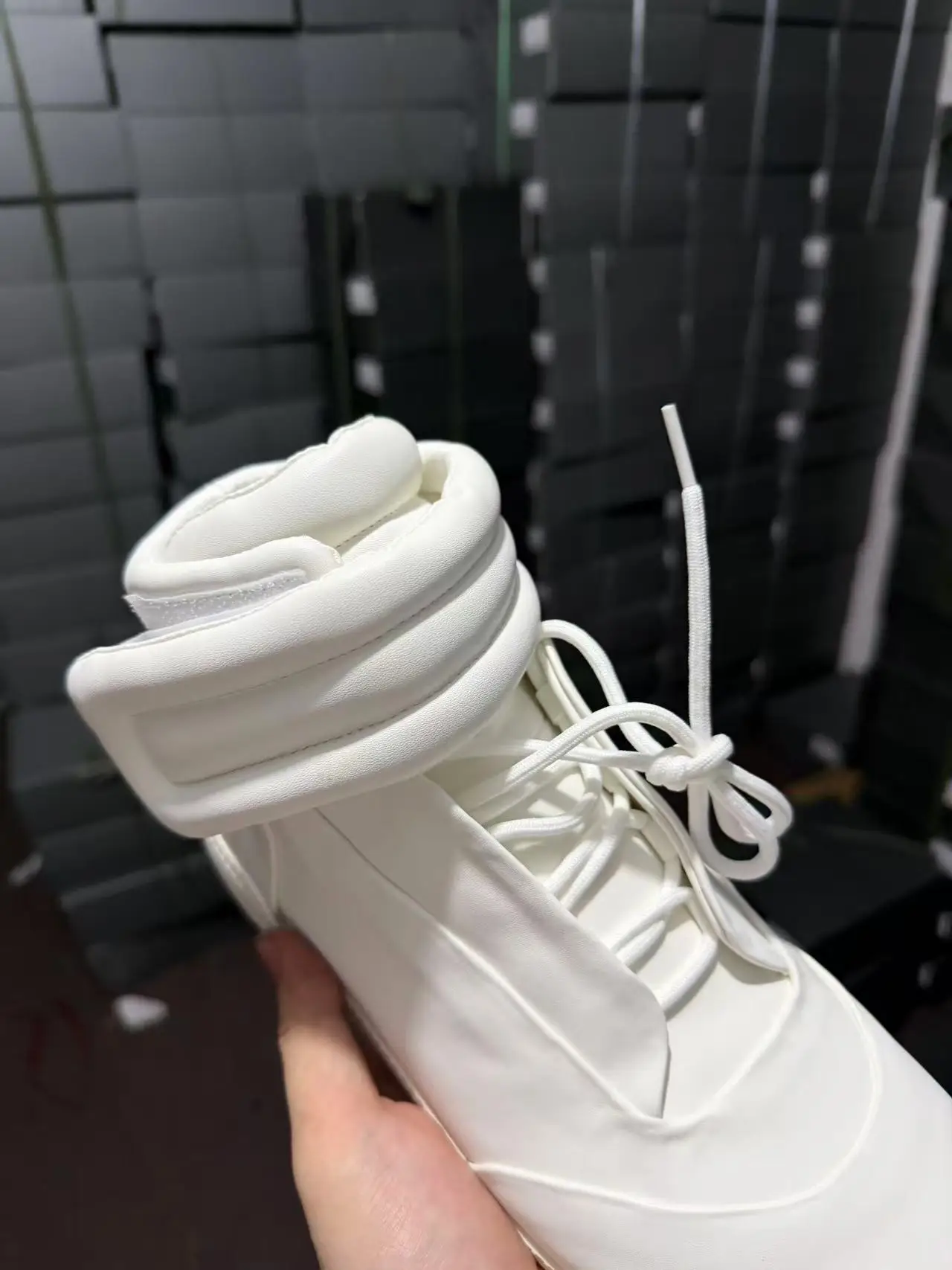 2026 Classic Versatile Leather Men's Youth Flat Casual Sports Retro New German Training Sneakers Luxury Shoes