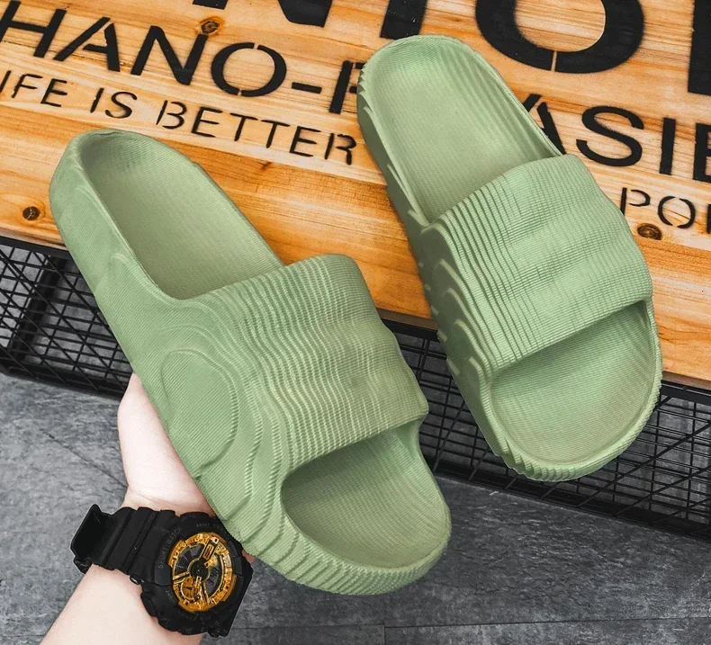 Unisex Couple Summer Soft Home Slippers Non‑Slip Flat Solid‑Color Sandals Flip‑Flops for Men Women Indoor Bathroom Hotel Household Footwear