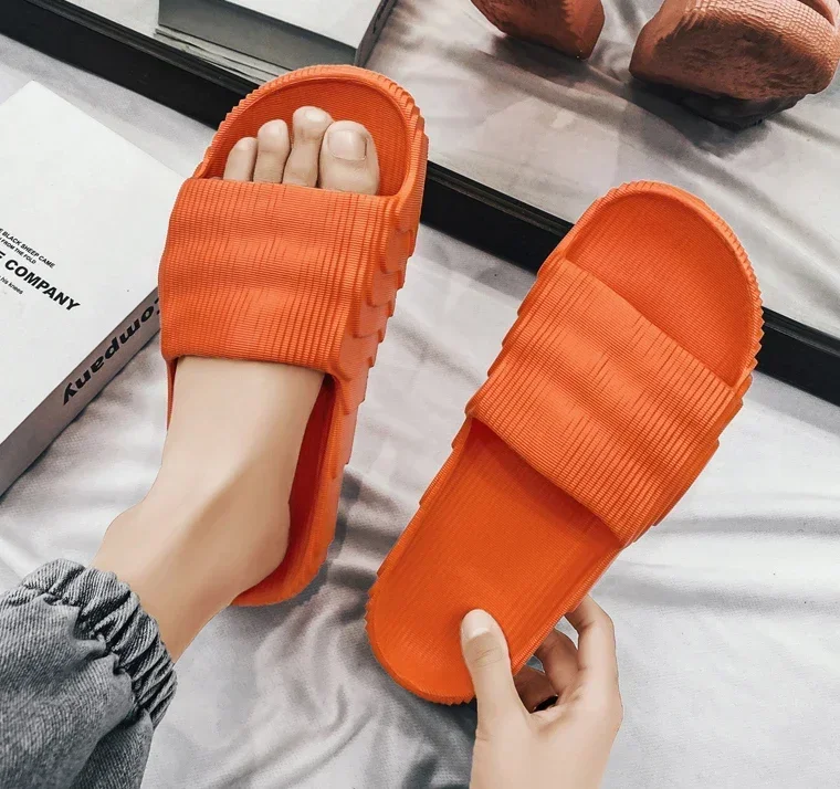 Unisex Couple Summer Soft Home Slippers Non‑Slip Flat Solid‑Color Sandals Flip‑Flops for Men Women Indoor Bathroom Hotel Household Footwear