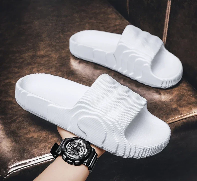 Unisex Couple Summer Soft Home Slippers Non‑Slip Flat Solid‑Color Sandals Flip‑Flops for Men Women Indoor Bathroom Hotel Household Footwear