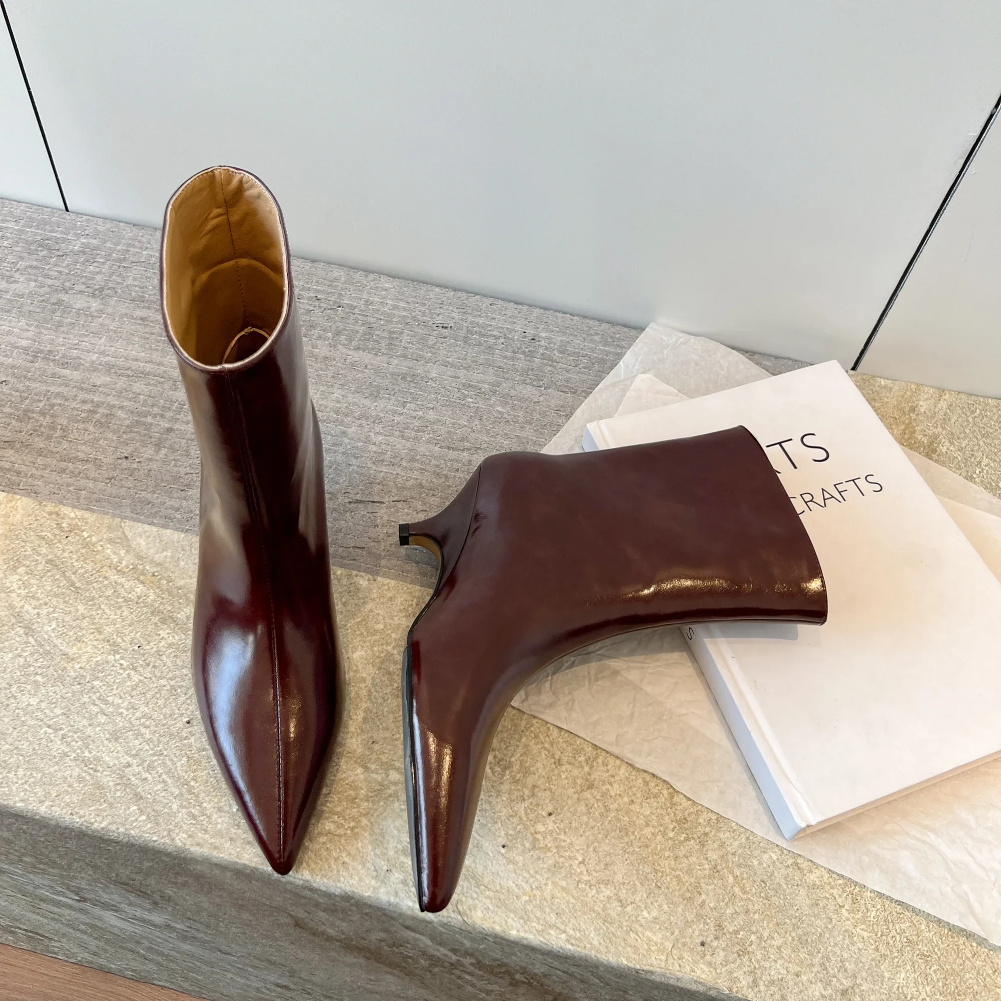 QUTAA Fashion Women Ankle Boots Winter Genuine Leather Autumn Shoes Kitten High Heels Pointed Toe Dress Lady Short Boots 34-43