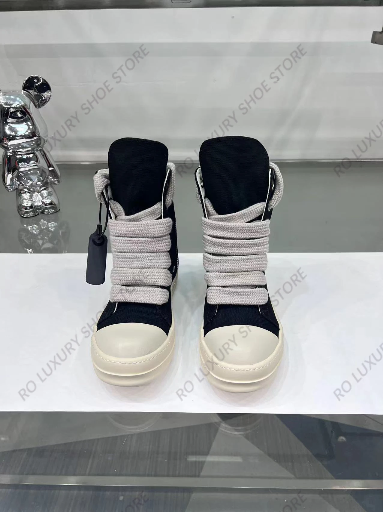 Classic Canvas High Top Men Shoe Designer Follow Engaging Trainer Jumbo Lace-up Luxury Ankle Boot Black Platform Women Sneaker