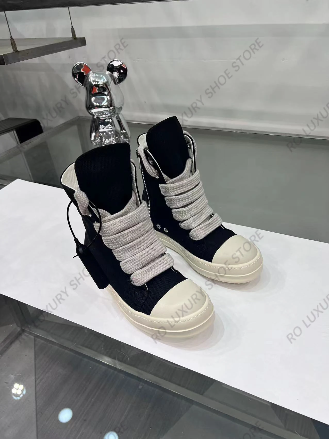 Classic Canvas High Top Men Shoe Designer Follow Engaging Trainer Jumbo Lace-up Luxury Ankle Boot Black Platform Women Sneaker