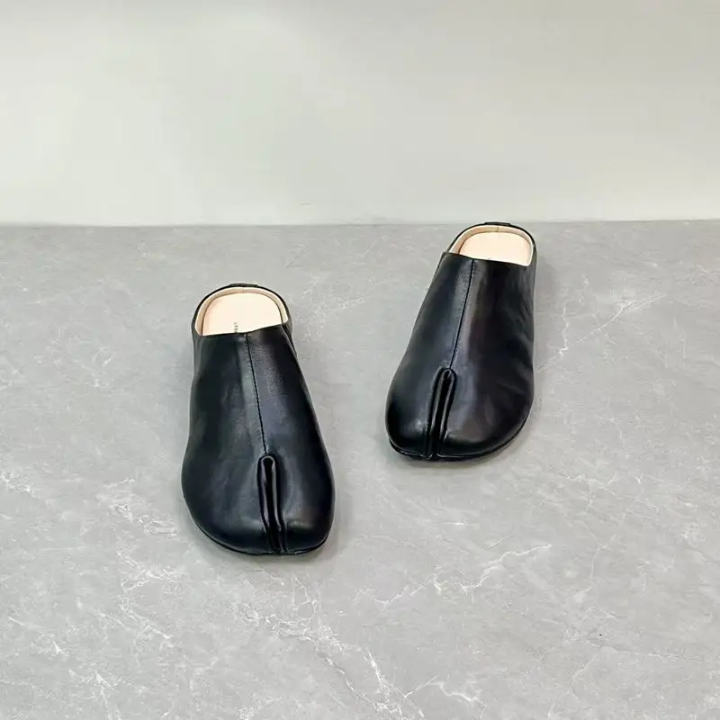 Careaymade-Handmade Genuine Leather Big Size Women's Slippers, Cowhide High-End Sense Niche Split Toe Flat Men's Slippers 35-45